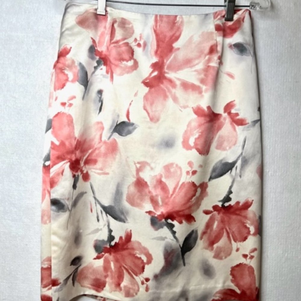 Pencil Skirt with Watercolor Flowers from Jones New York Collection - Size 6